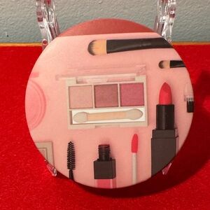 Chic Mirror Compact